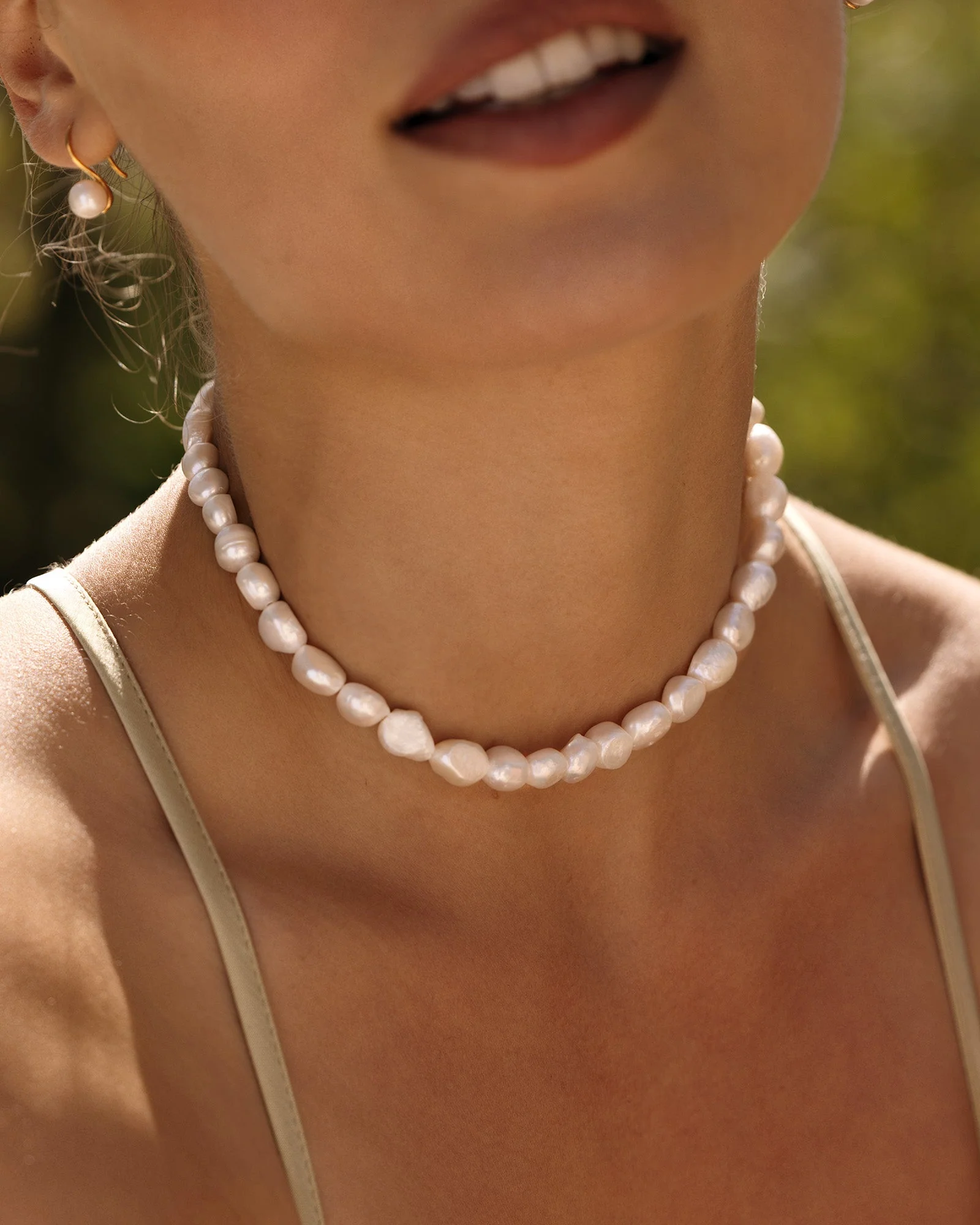 Aura Pearl Necklace - Image 6