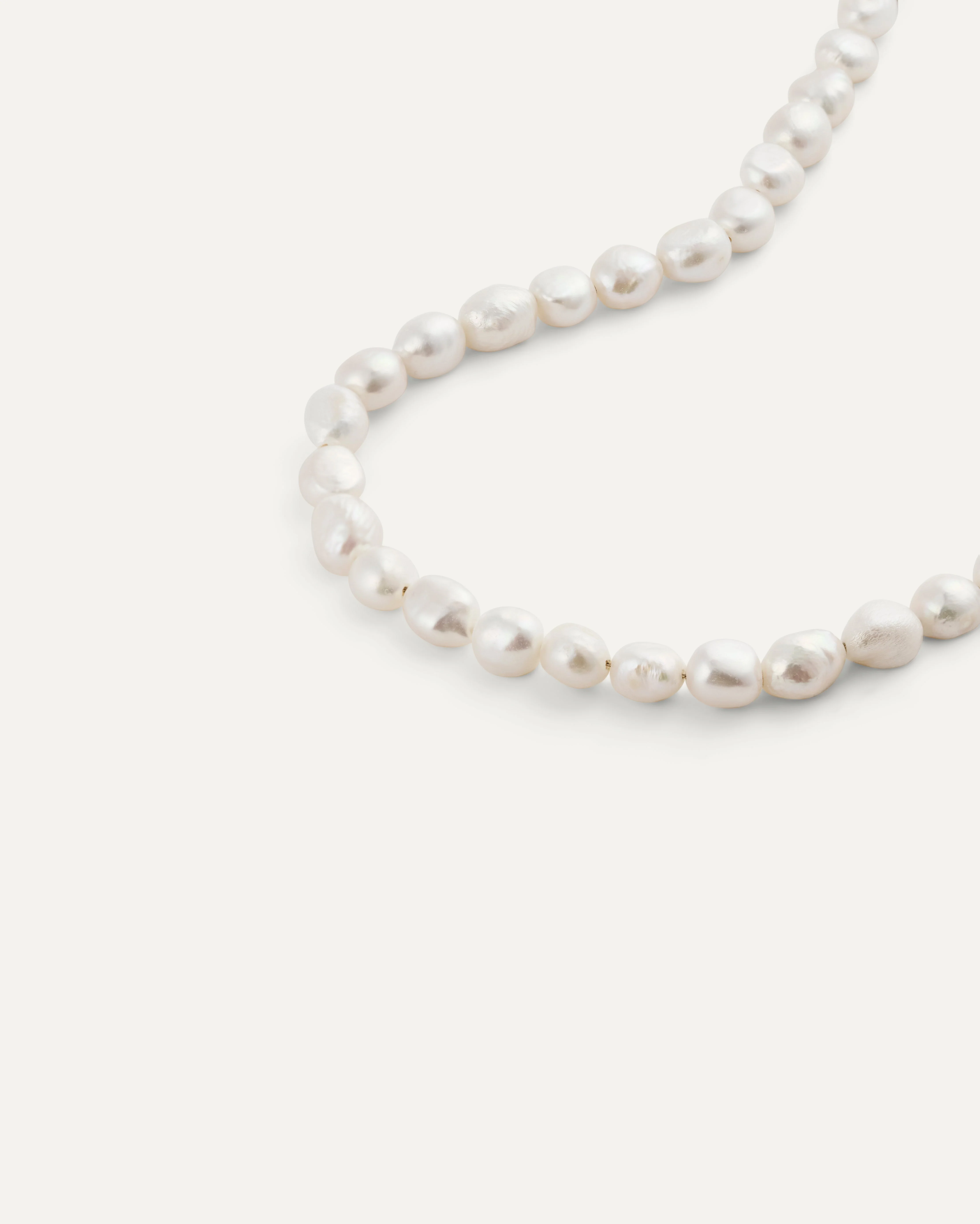 Aura Pearl Necklace - Image 5