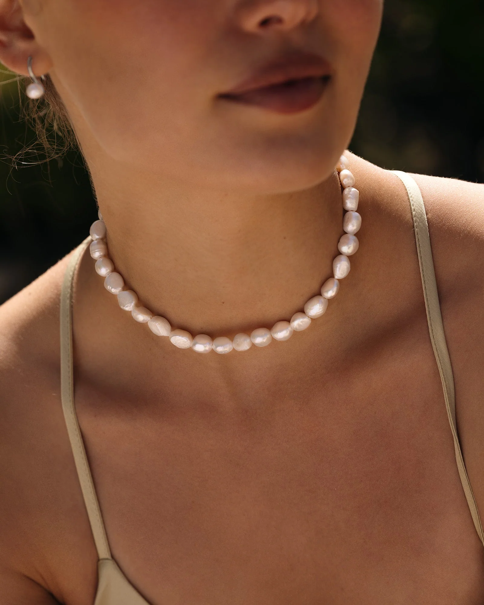 Aura Pearl Necklace - Image 6