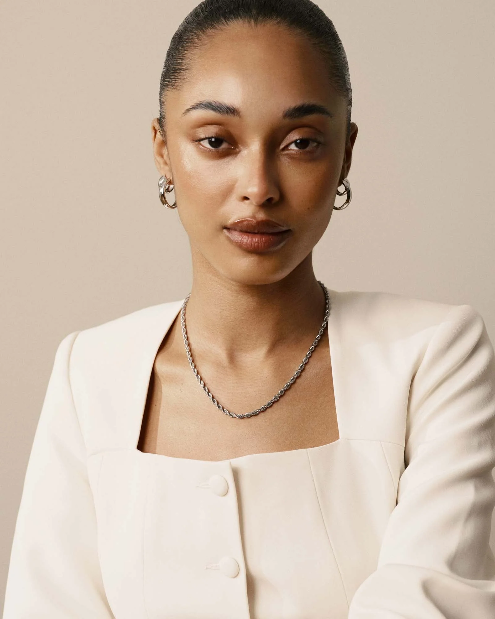 Bold Rope Chain Necklace - Image 2