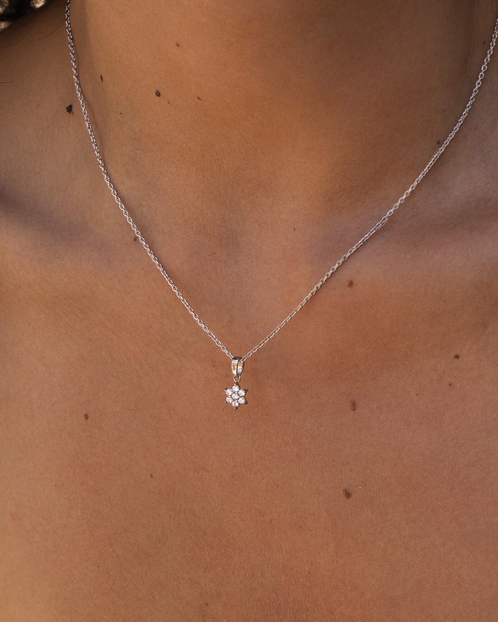 Flora Necklace - Image 3