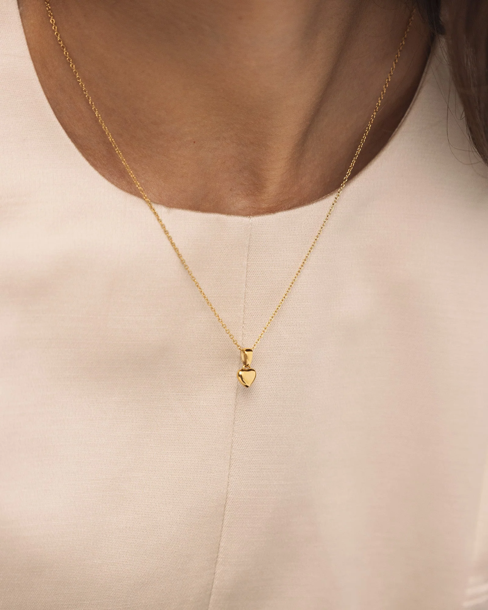 Sweetheart Medium Necklace - Image 3